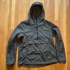 North Face Anorak Pull over - Olive